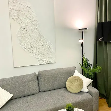 Brand New Design Emerald - Old Town A/c Apartment Bratislava