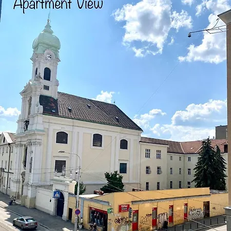 Apartment Brand New Design Emerald - Old Town A/c *