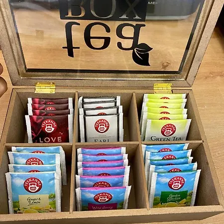 Brand New Design Emerald - Old Town A/c