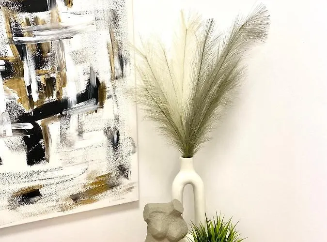 Brand New Design Emerald - Old Town A/c Lejlighed