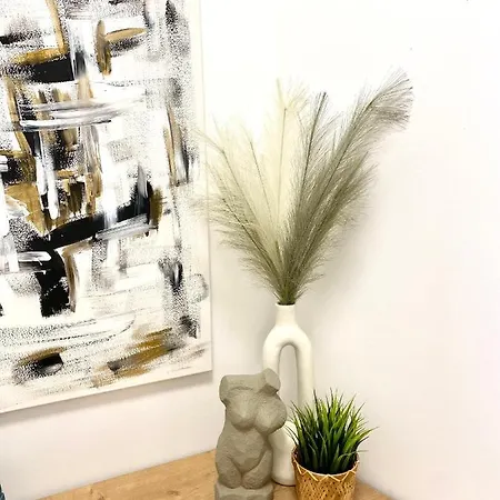 Brand New Design Emerald - Old Town A/c Lägenhet