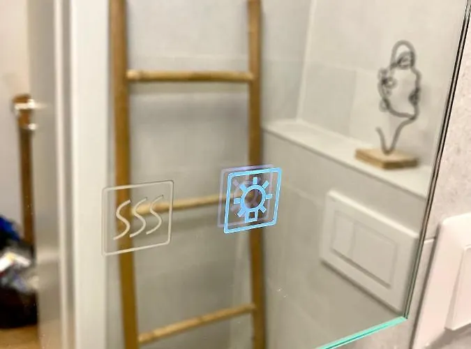 Brand New Design Emerald - Old Town A/c Appartement