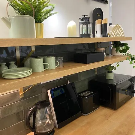 Brand New Design Emerald - Old Town A/c *