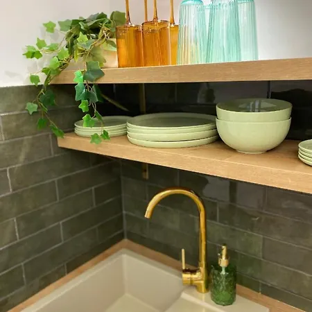 Brand New Design Emerald - Old Town A/c Апартаменти Братислава